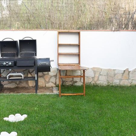 Detached Villa For 6 People In Lloret De Mar With Comunal Outdoor Swimming Pool Puigventos Екстериор снимка